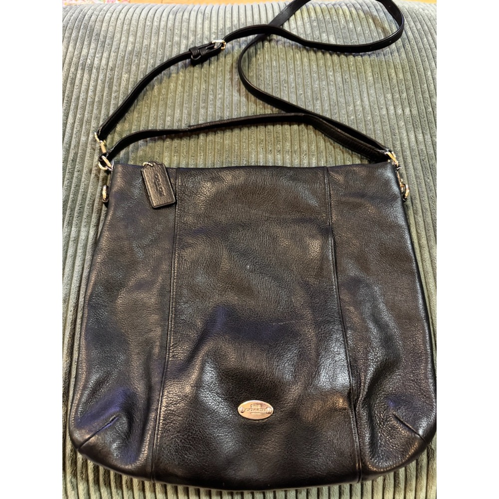 Coach Madison‎ Isabelle Black Leather Hobo Shoulder Bag Purse Adjustable Strap